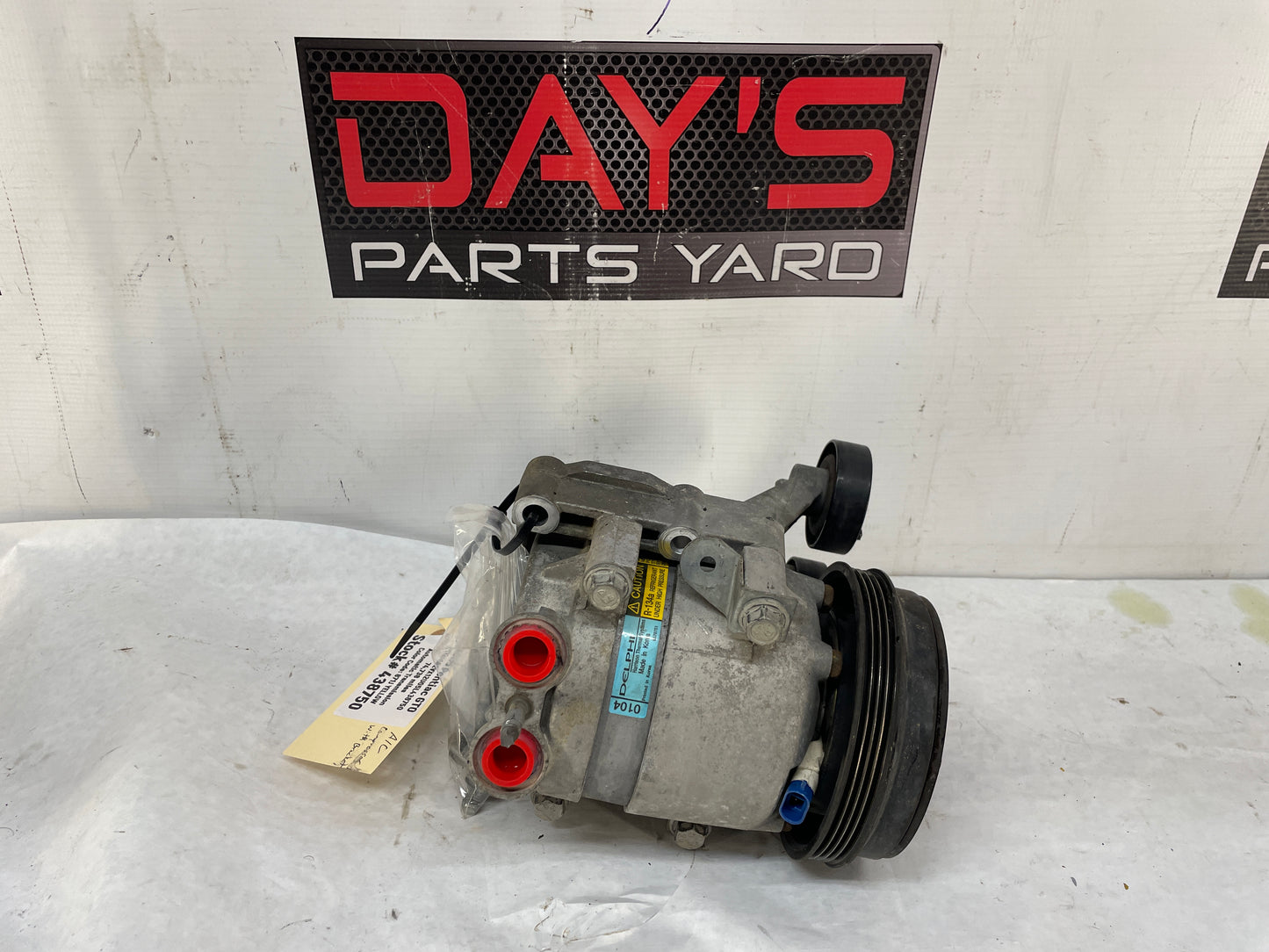 2005 Pontiac GTO AC Air Conditioner Compressor w/ Bracket & Hardware OEM