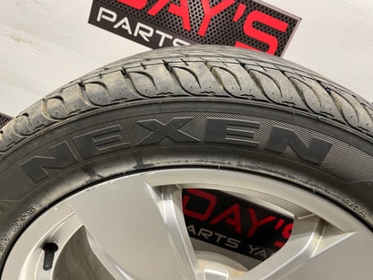 2004 Pontiac GTO Wheels and Tires 17X8 OEM