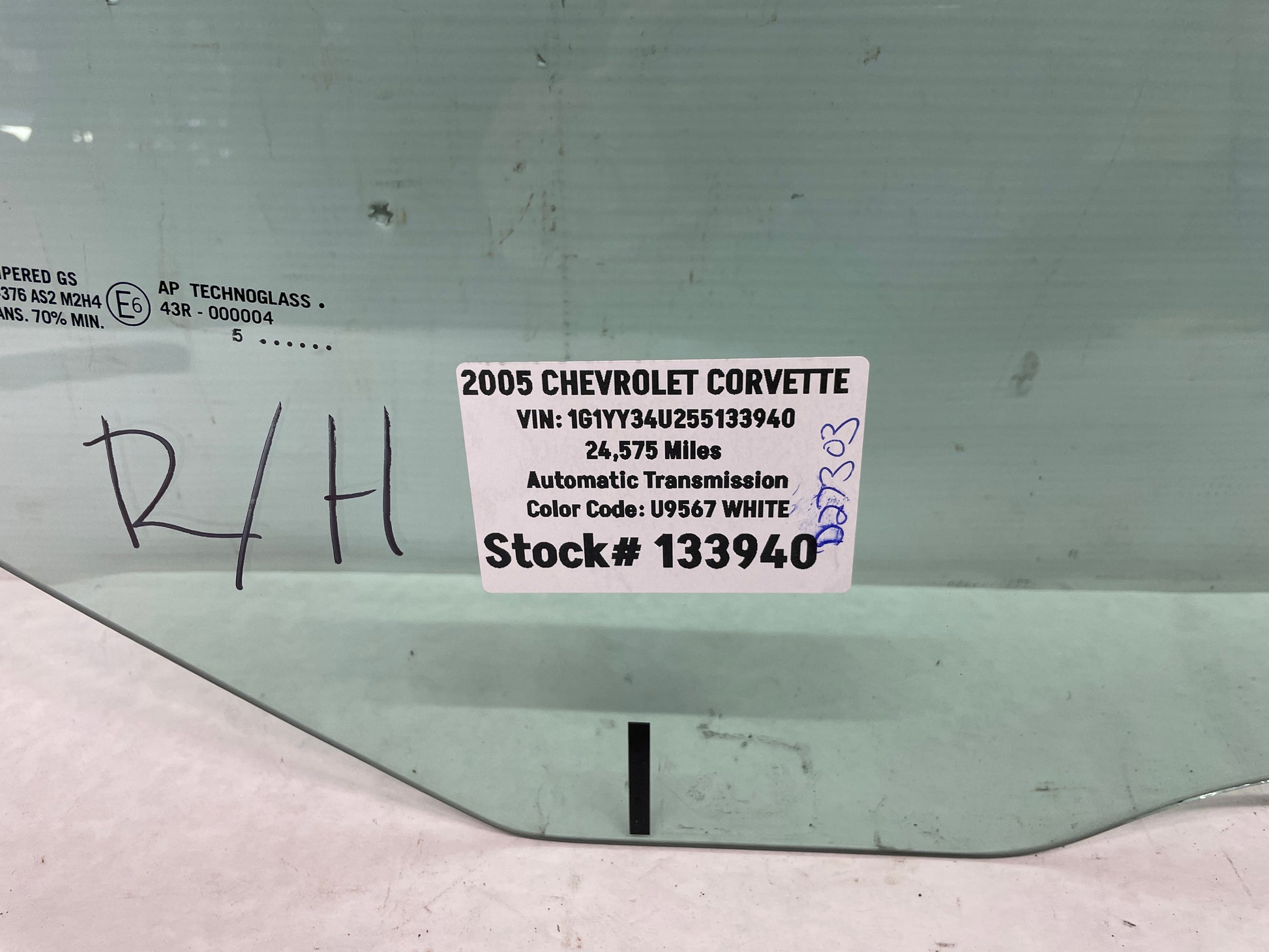 2005 Chevy C6 Corvette RH Passenger Door Window Glass OEM - Day's Parts Yard