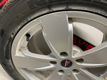 2004 Pontiac GTO Wheels and Tires 17X8 OEM