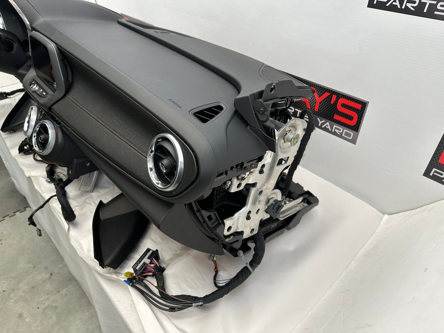 2017 Chevy Camaro SS Complete Dash 50th Anniversary OEM