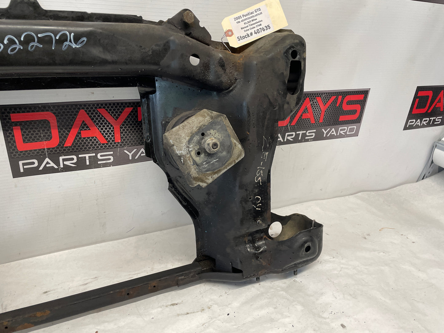 2005 Pontiac GTO Front Suspension Engine Cradle K Member Sub Frame OEM - Day's Parts Yard
