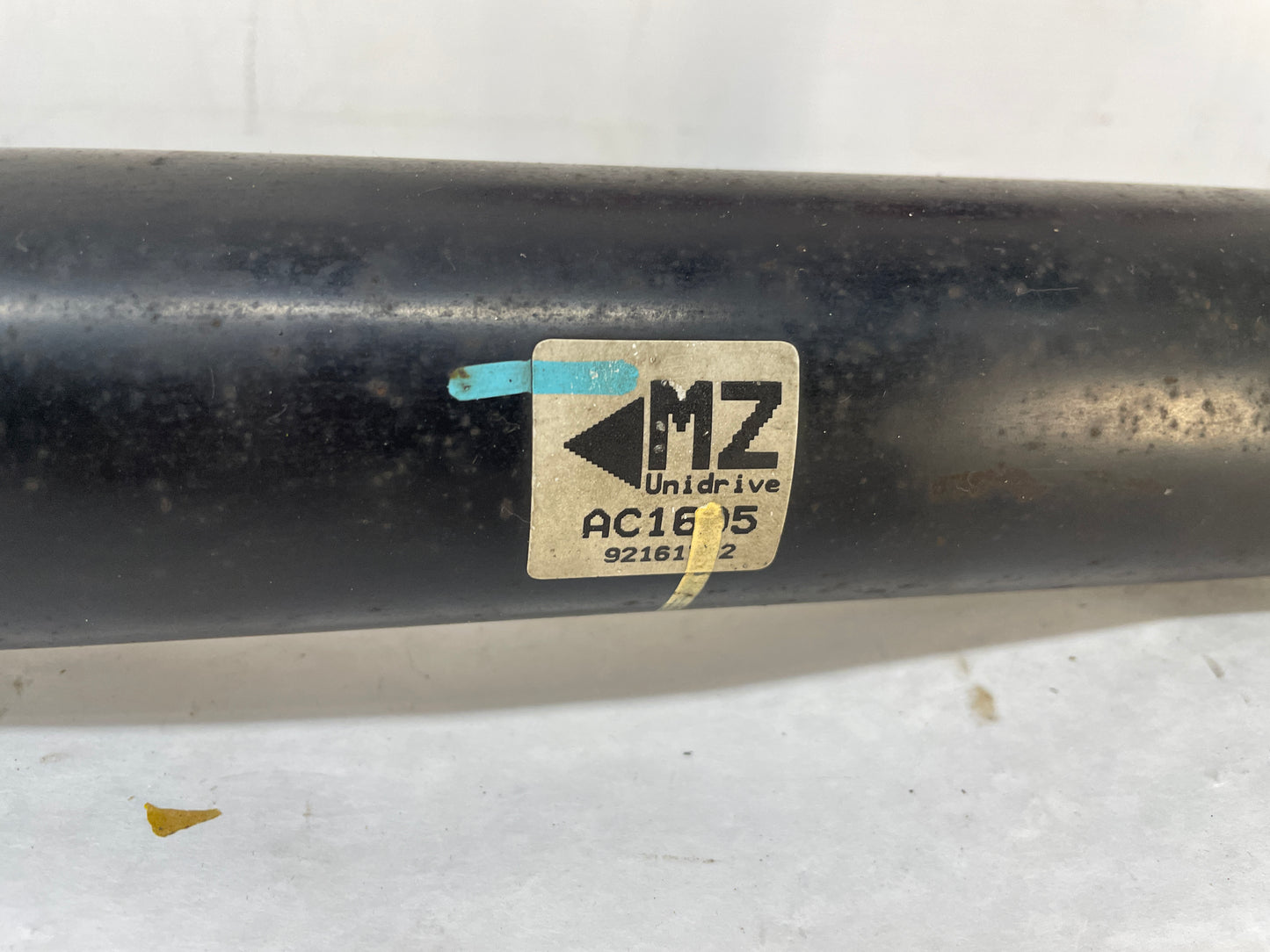 2005 Pontiac GTO Drive Propeller Shaft Driveshaft OEM