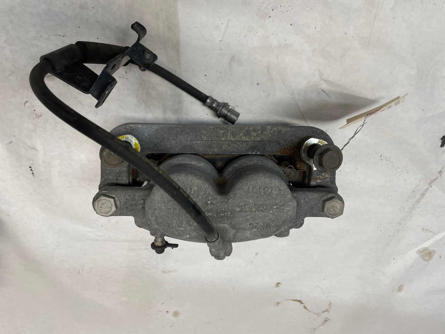 2018 Cadillac Escalade Front Brake Calipers OEM - Day's Parts Yard