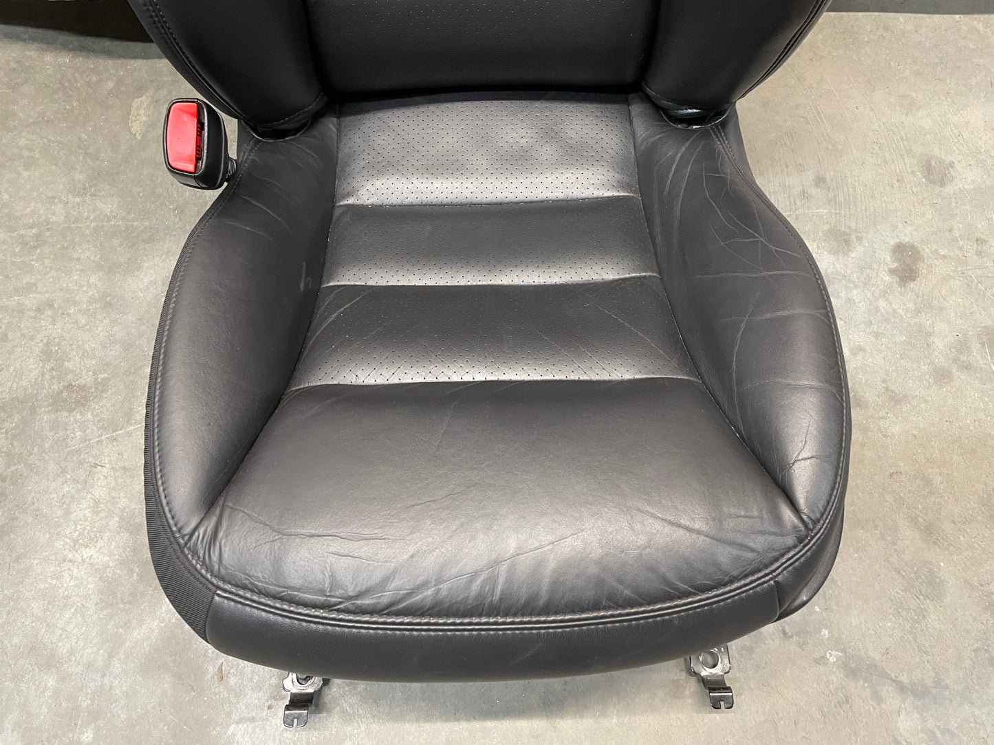 2011 Chevy C6 Corvette Grand Sport Seats Front RH & LH Black Leather OEM - Day's Parts Yard