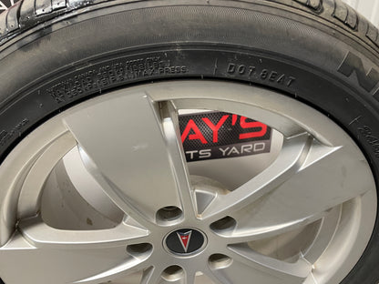 2004 Pontiac GTO Wheels and Tires 17X8 OEM