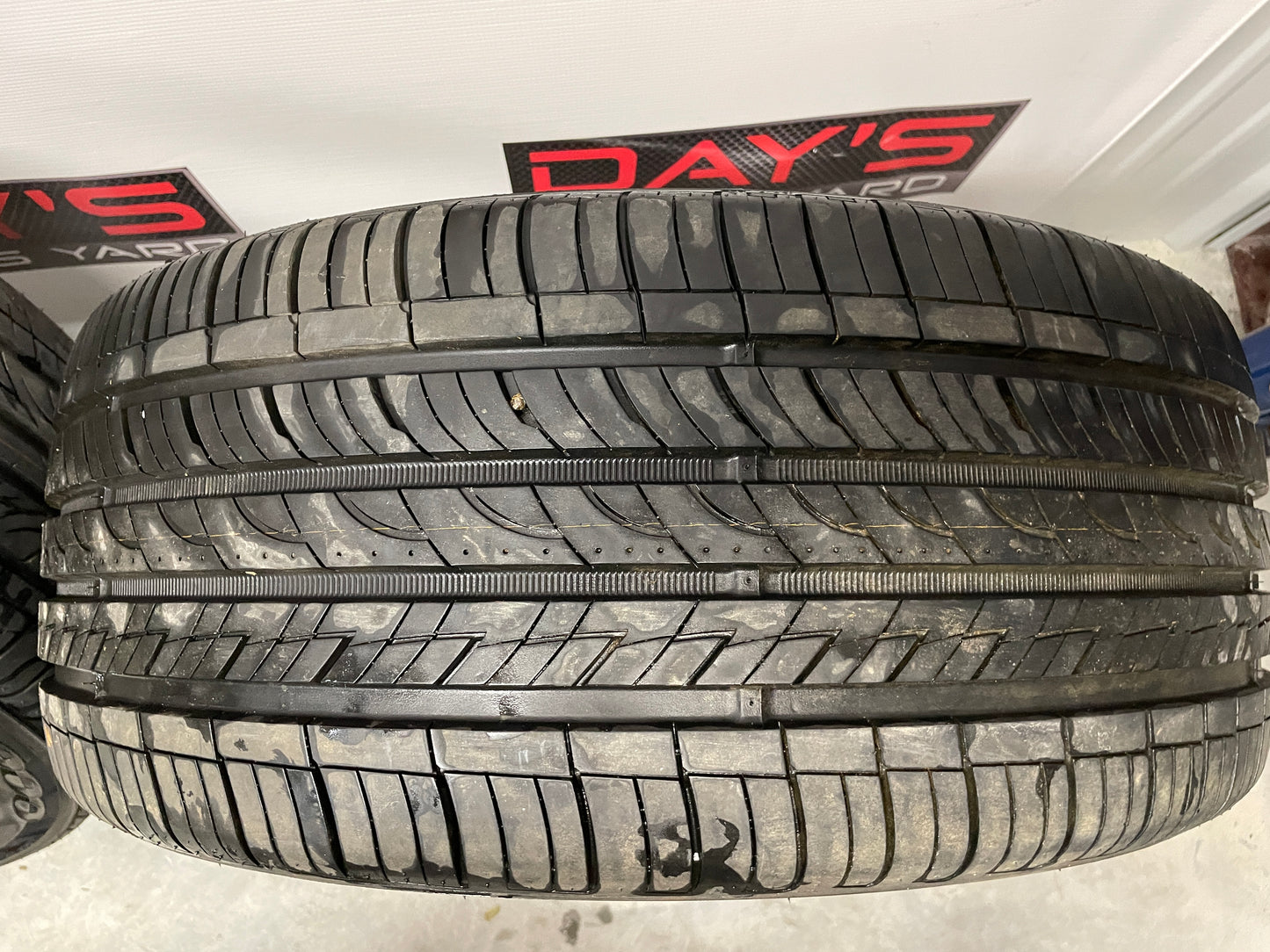 2004 Pontiac GTO Wheels and Tires 17X8 OEM