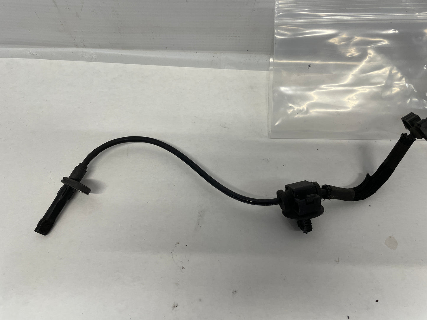 2016 Cadillac ATS-V RH Passenger Front ABS Speed Sensor OEM