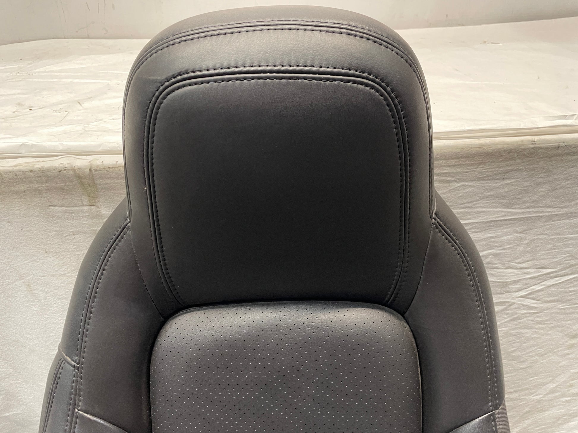 2011 Chevy C6 Corvette Grand Sport Seats Front RH & LH Black Leather OEM - Day's Parts Yard