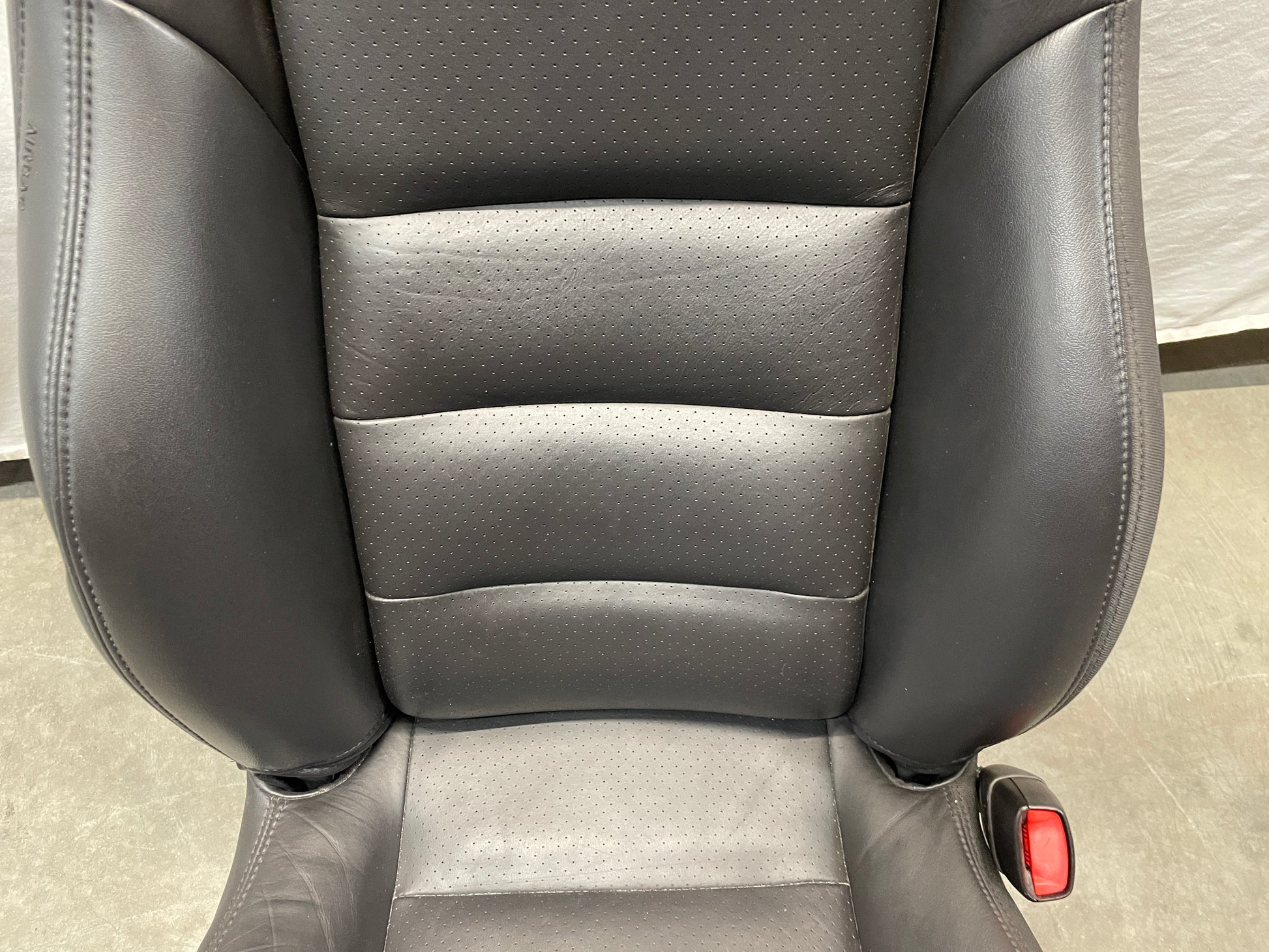 2011 Chevy C6 Corvette Grand Sport Seats Front RH & LH Black Leather OEM - Day's Parts Yard