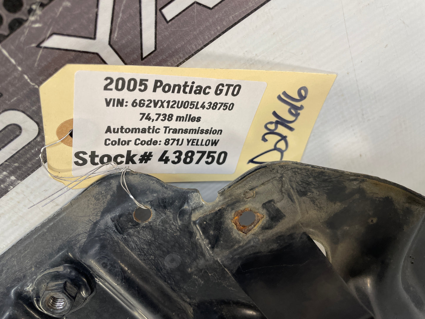 2005 Pontiac GTO Battery Tray OEM