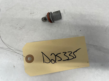 2006 Pontiac GTO Marker Light Turn Signal Bulb Socket OEM - Day's Parts Yard