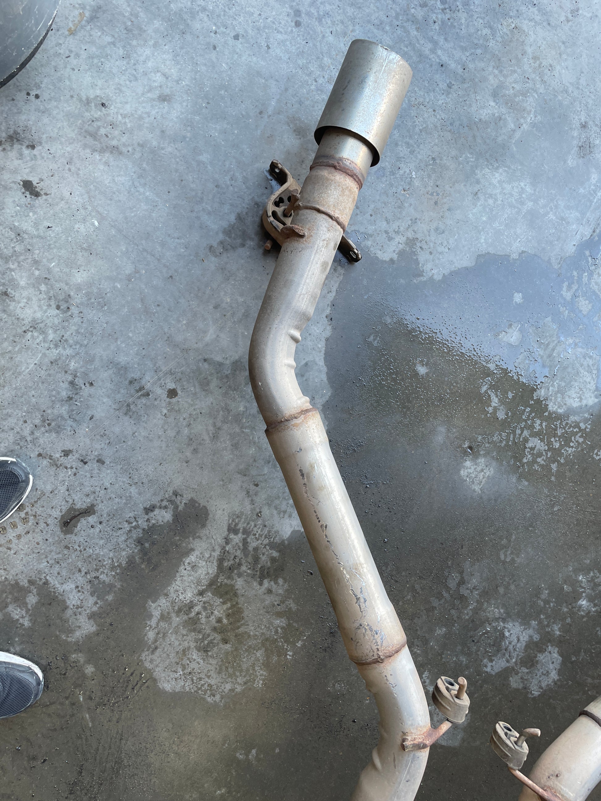2009 Pontiac G8 GT Custom Exhaust Straight Pipe LOCAL PICK UP - Day's Parts Yard