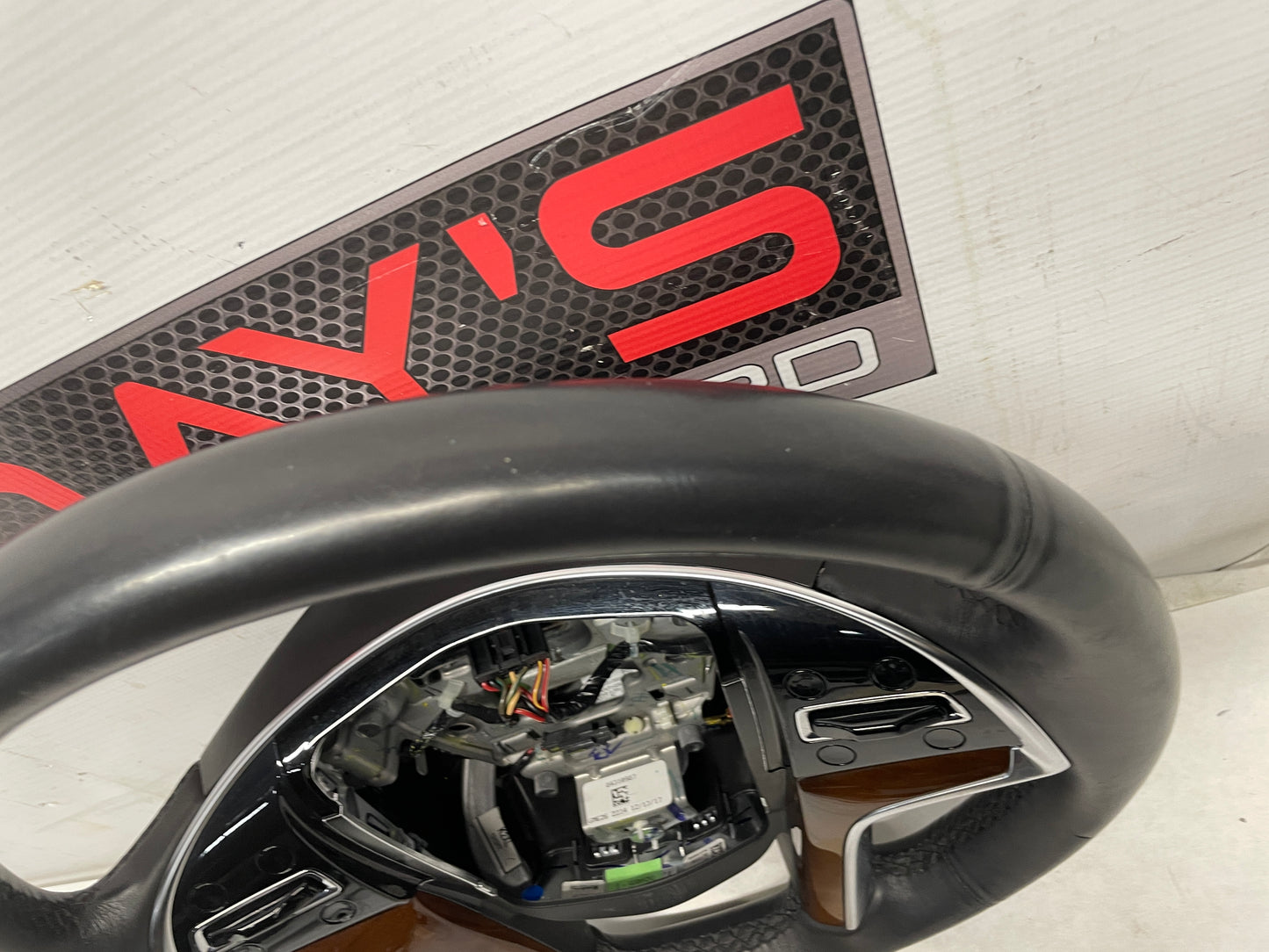 2018 Cadillac Escalade Steering Wheel OEM - Day's Parts Yard