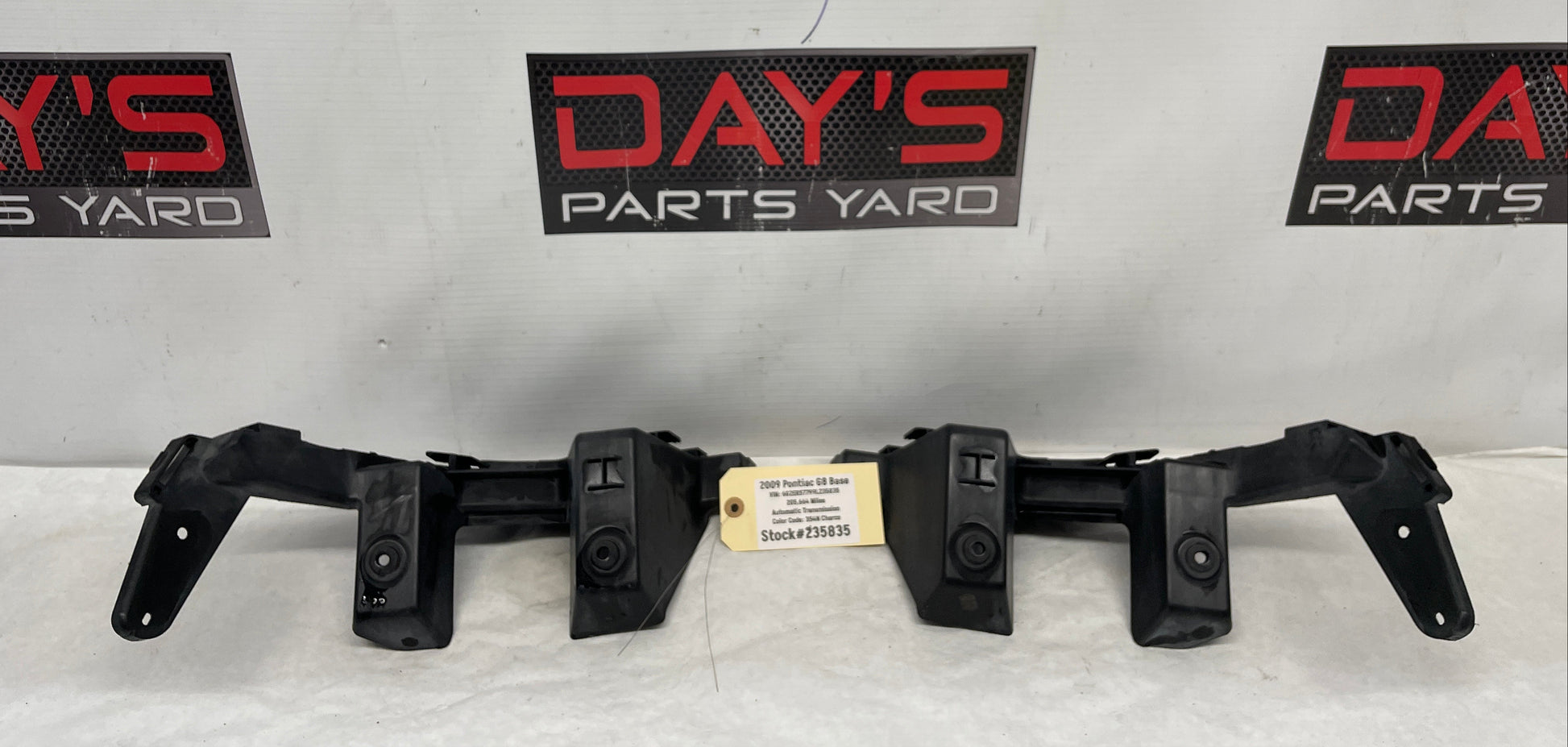 2009 Pontiac G8 Base RH & LH Rear Bumper Upper Support OEM - Day's Parts Yard