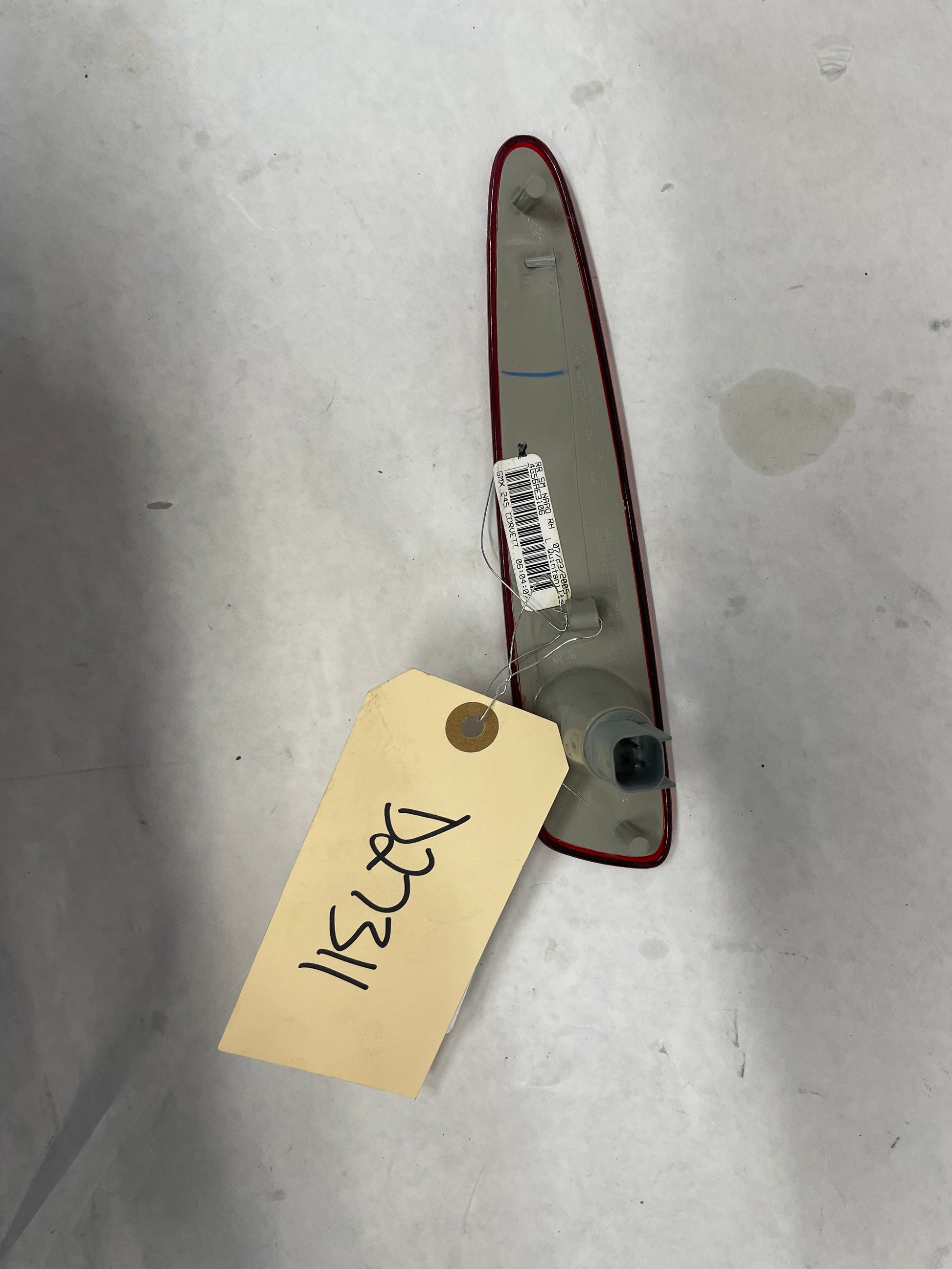 2005 Chevy C6 Corvette RH Passenger Rear Side Marker Light Lamp OEM - Day's Parts Yard