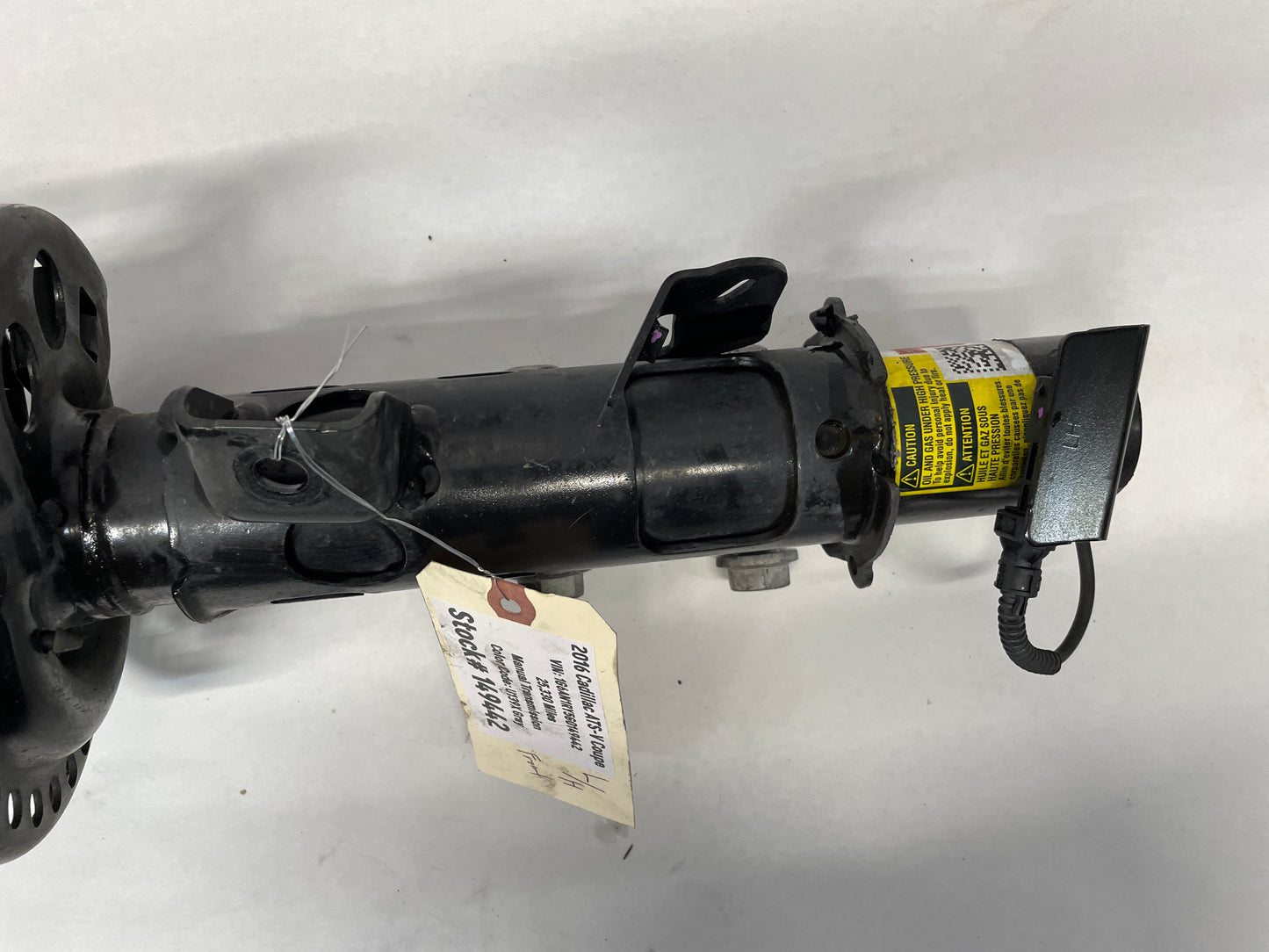 2016 Cadillac ATS-V Coupe Front Magnetic Ride Strut Assembly RH & LH OEM