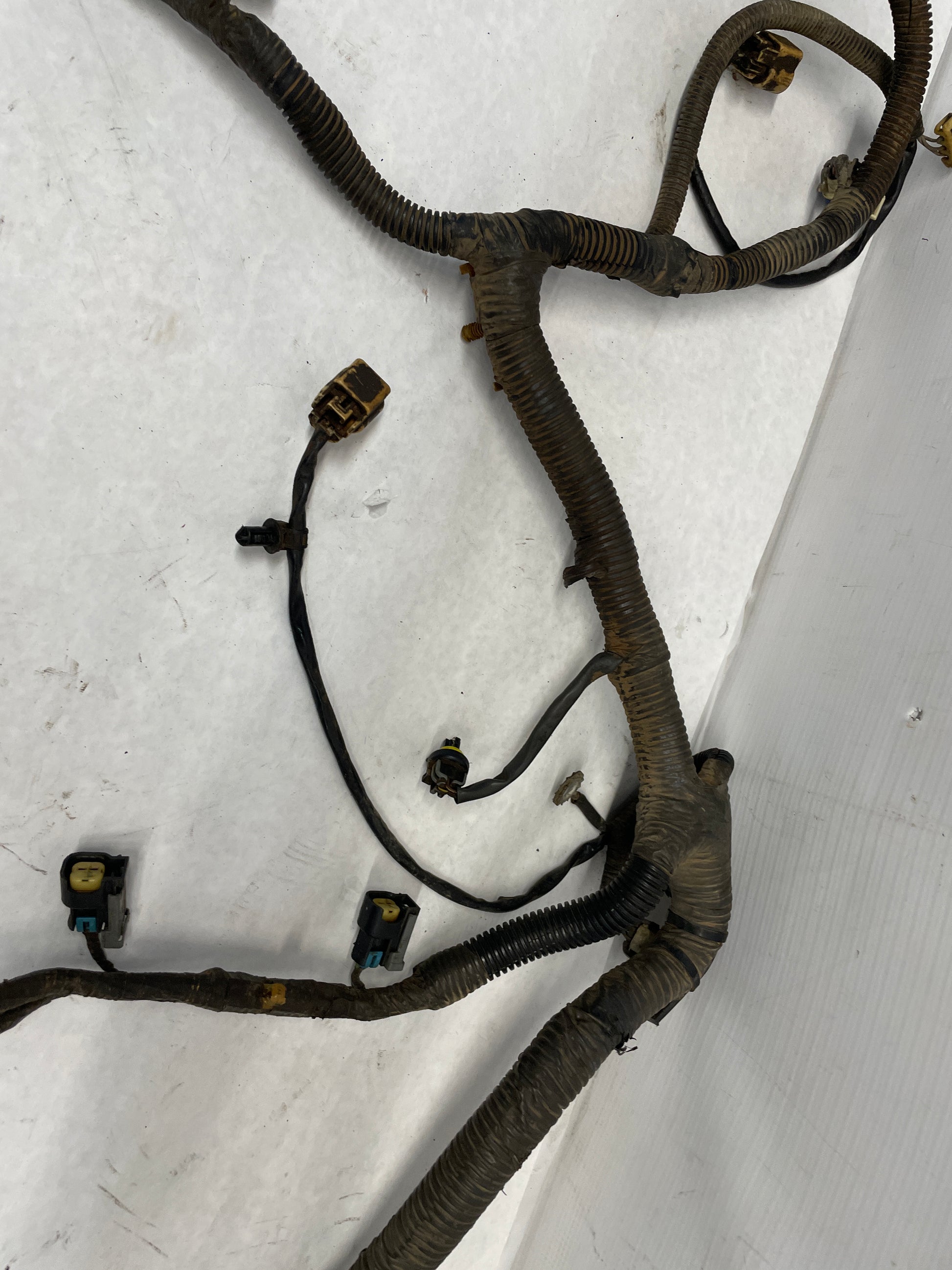 2006 Pontiac GTO Engine Motor Auto Transmission Wire Wiring Harness OEM - Day's Parts Yard