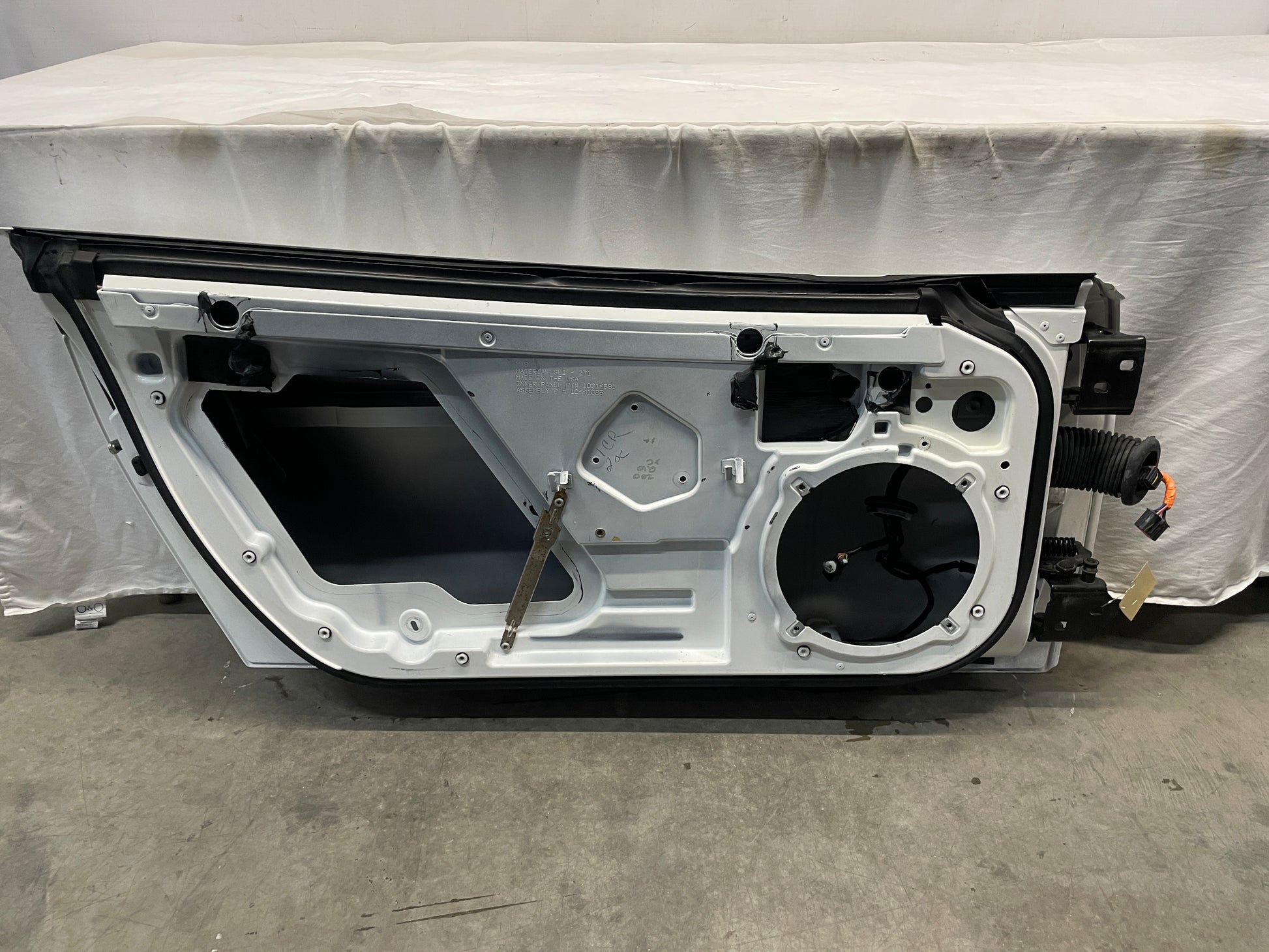 2005 Chevy C6 Corvette LH Driver Front Exterior Door White OEM - Day's Parts Yard