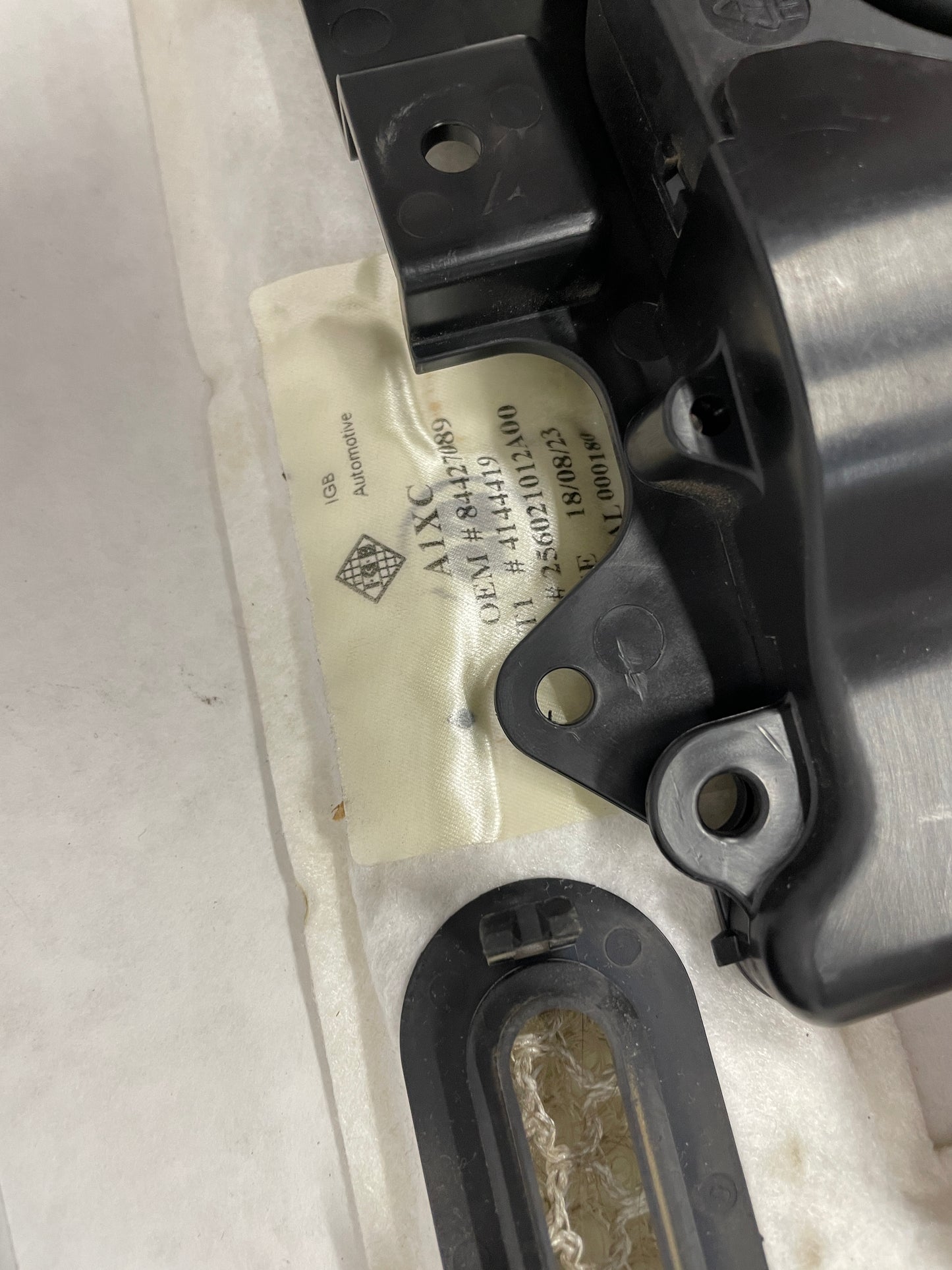 2019 Chevy Camaro SS Recaro RH Passenger Front Bottom Seat Mat OEM - Day's Parts Yard