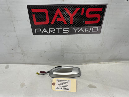 2018 Cadillac Escalade Shark Fin Frequency Antenna OEM - Day's Parts Yard