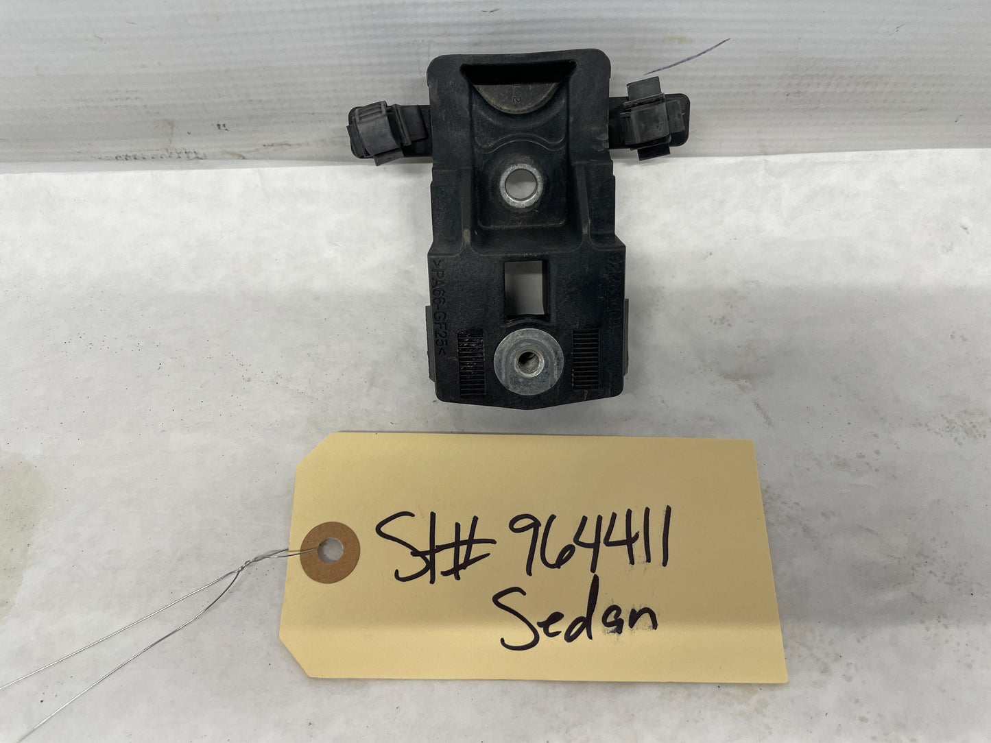 2014 Chevy SS Sedan Radiator Upper Bracket Insulator OEM - Day's Parts Yard