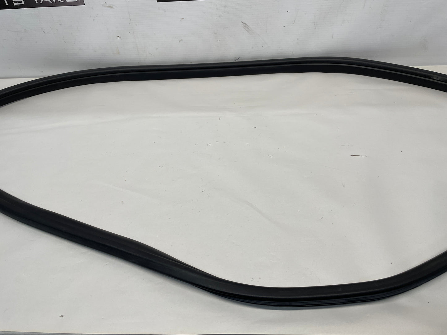 2015 Chevy SS Sedan RH Passenger Front Door Weather Strip Rubber Seal OEM - Day's Parts Yard