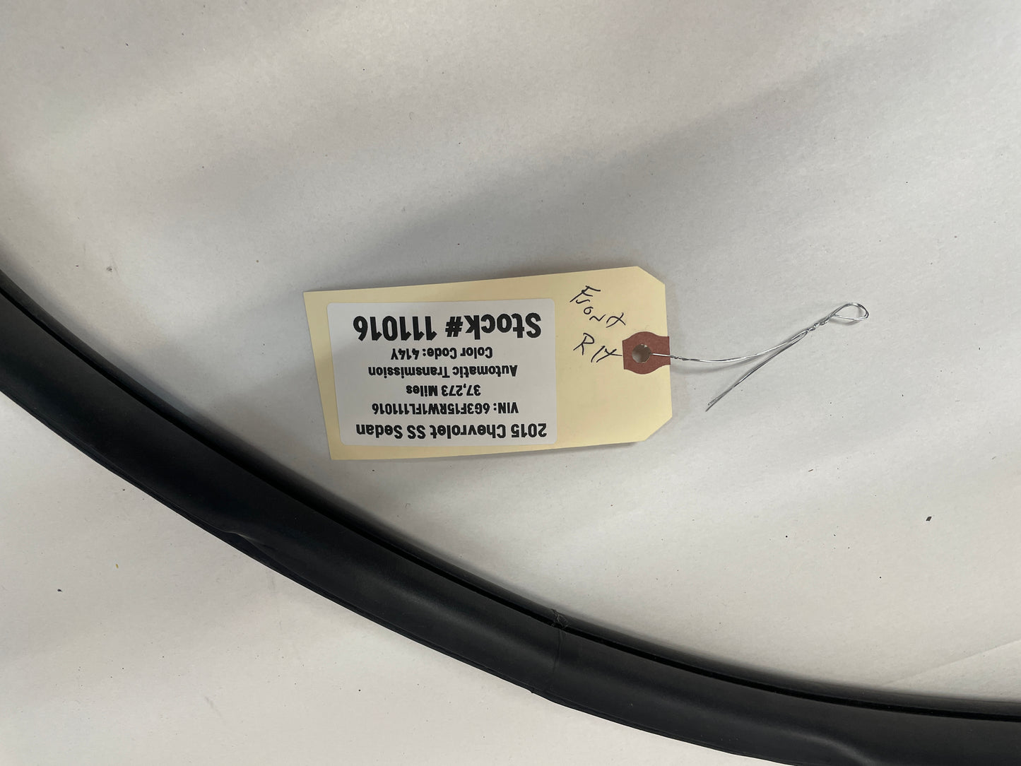 2015 Chevy SS Sedan RH Passenger Front Door Weather Strip Rubber Seal OEM - Day's Parts Yard
