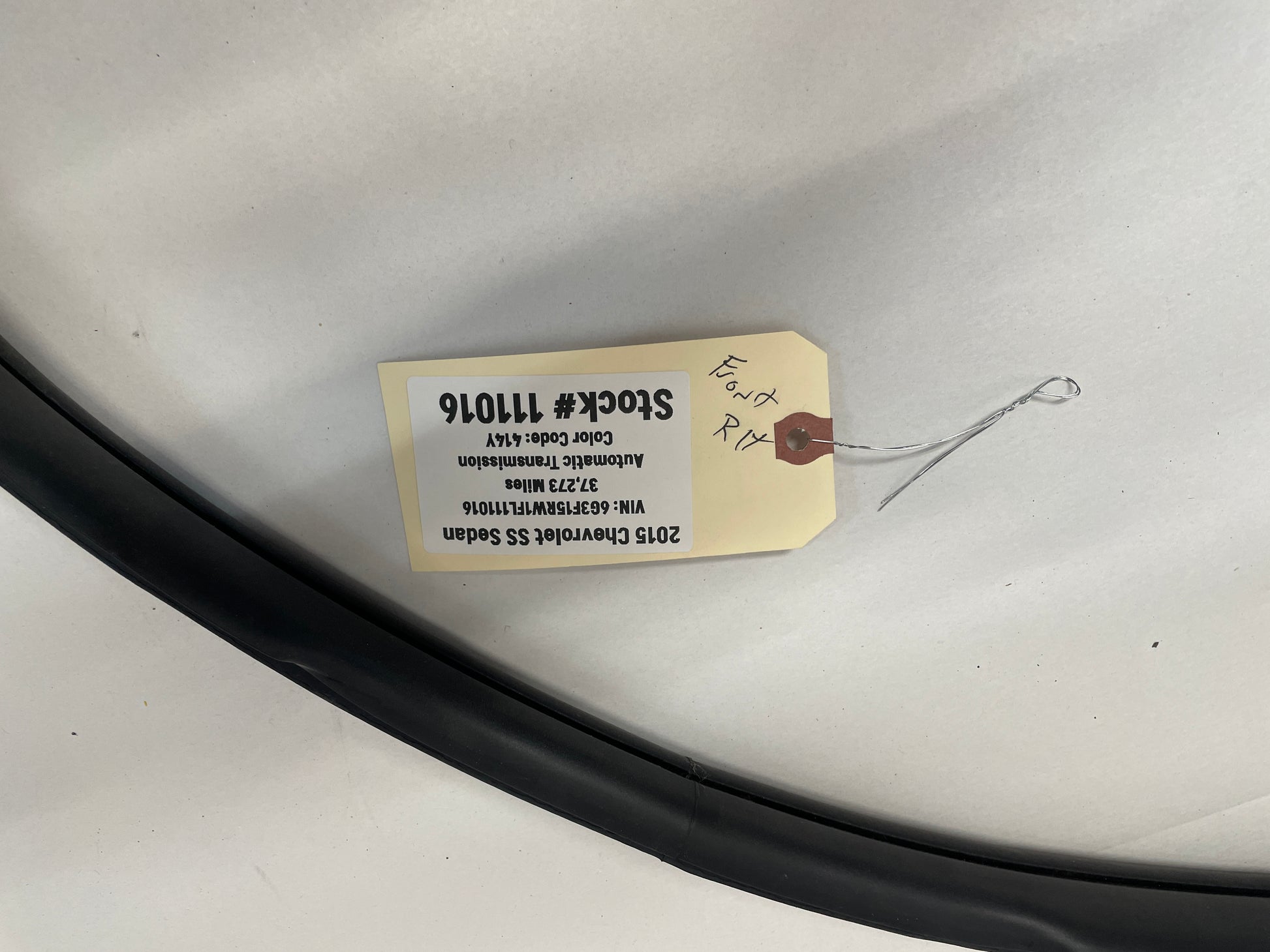 2015 Chevy SS Sedan RH Passenger Front Door Weather Strip Rubber Seal OEM - Day's Parts Yard