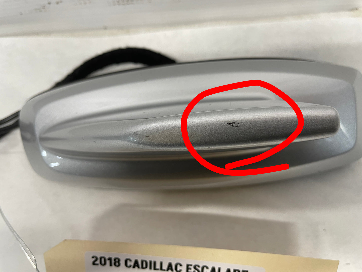 2018 Cadillac Escalade Shark Fin Frequency Antenna OEM - Day's Parts Yard