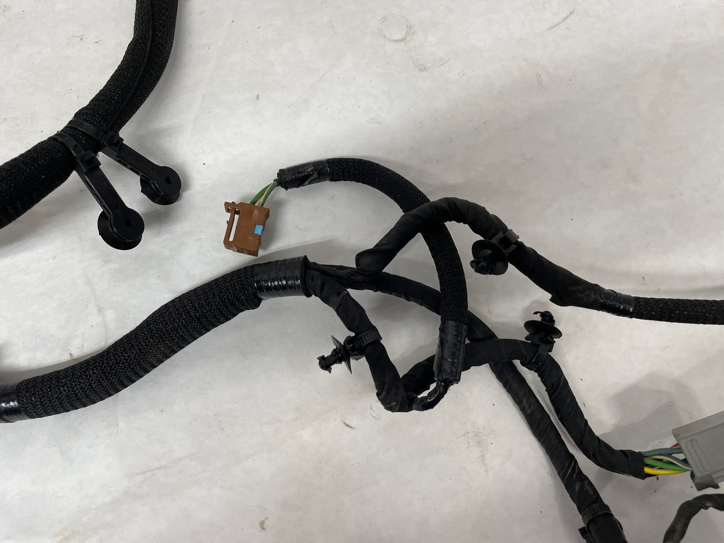 2019 Chevy Camaro SS RH Passenger Front Seat Wire Wiring Harness OEM - Day's Parts Yard