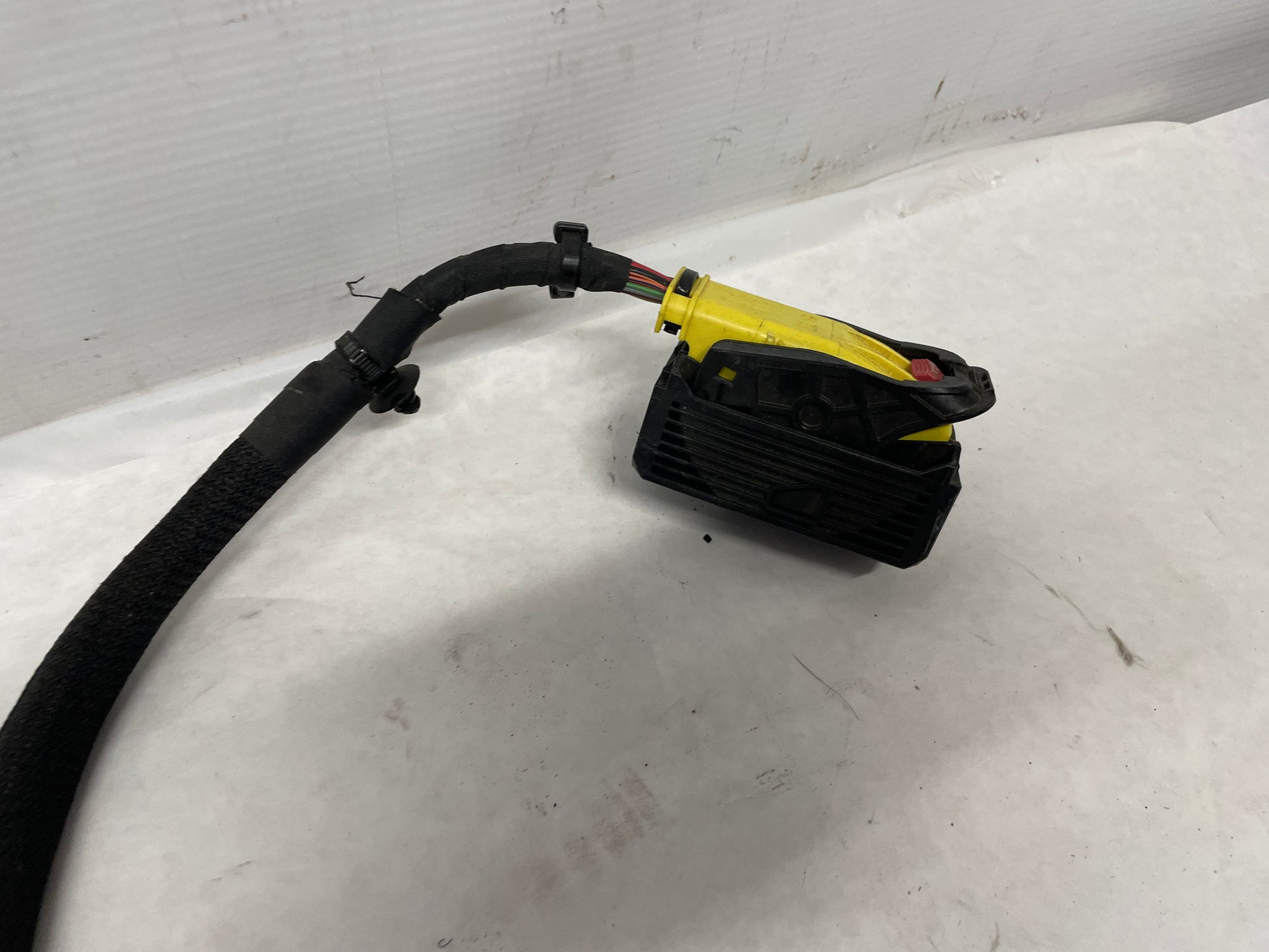 2019 Chevy Camaro SS RH Passenger Front Seat Wire Wiring Harness OEM - Day's Parts Yard