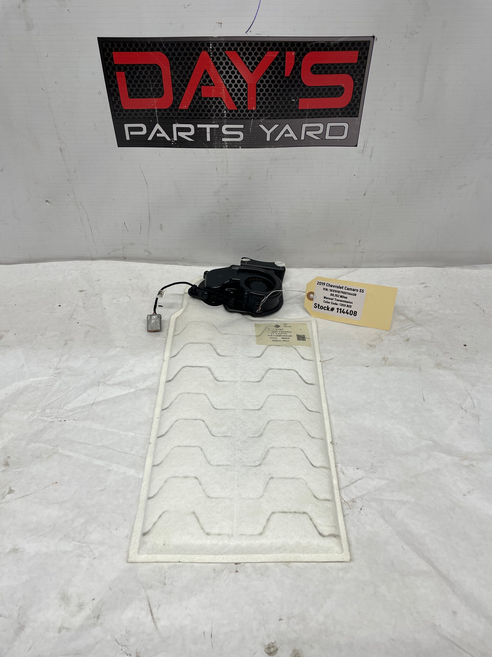 2019 Chevy Camaro SS RH Passenger Seat Back Mat OEM - Day's Parts Yard