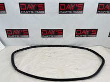 2009 Pontiac G8 GT Trunk Weather Strip Rubber Seal OEM - Day's Parts Yard