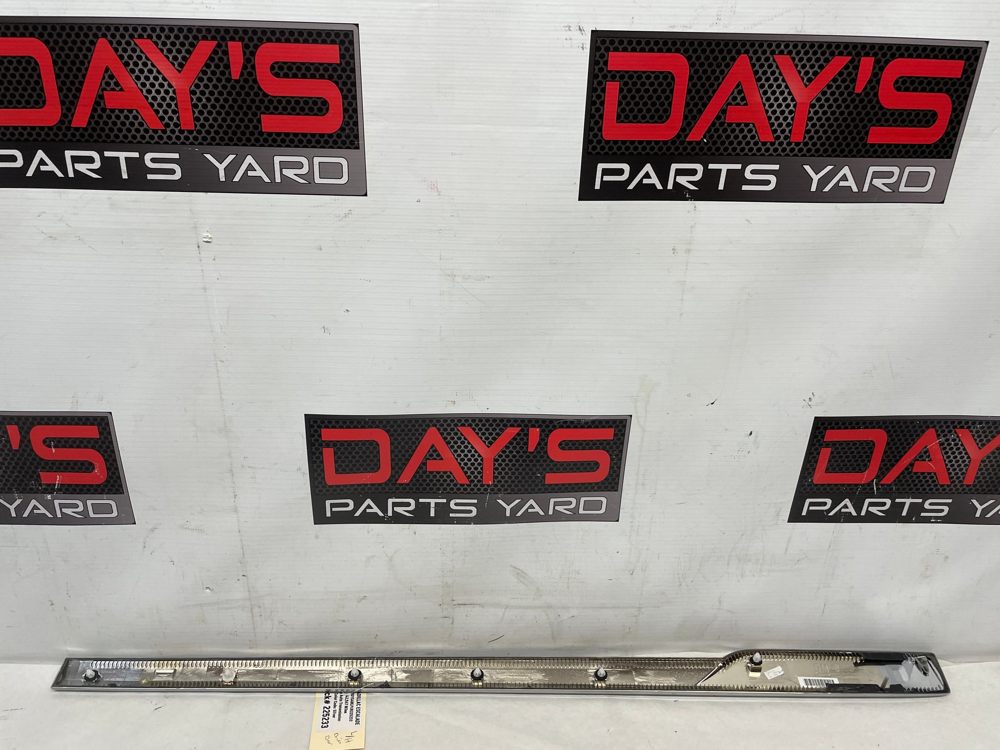 2018 Cadillac Escalade LH Driver Front Door Molding Trim OEM - Day's Parts Yard