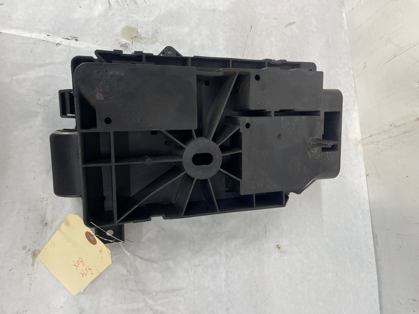 2014 Chevy Camaro SS Accessory Wiring Junction Fuse Relay Box Block OEM - Day's Parts Yard