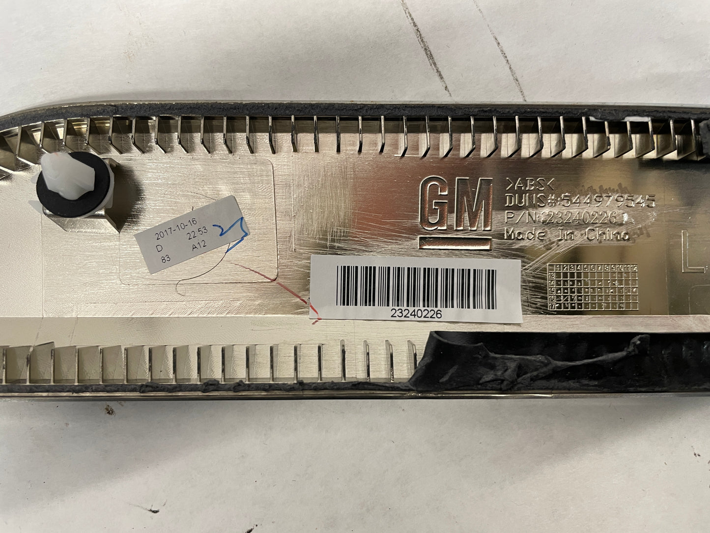 2018 Cadillac Escalade LH Driver Front Door Molding Trim OEM - Day's Parts Yard