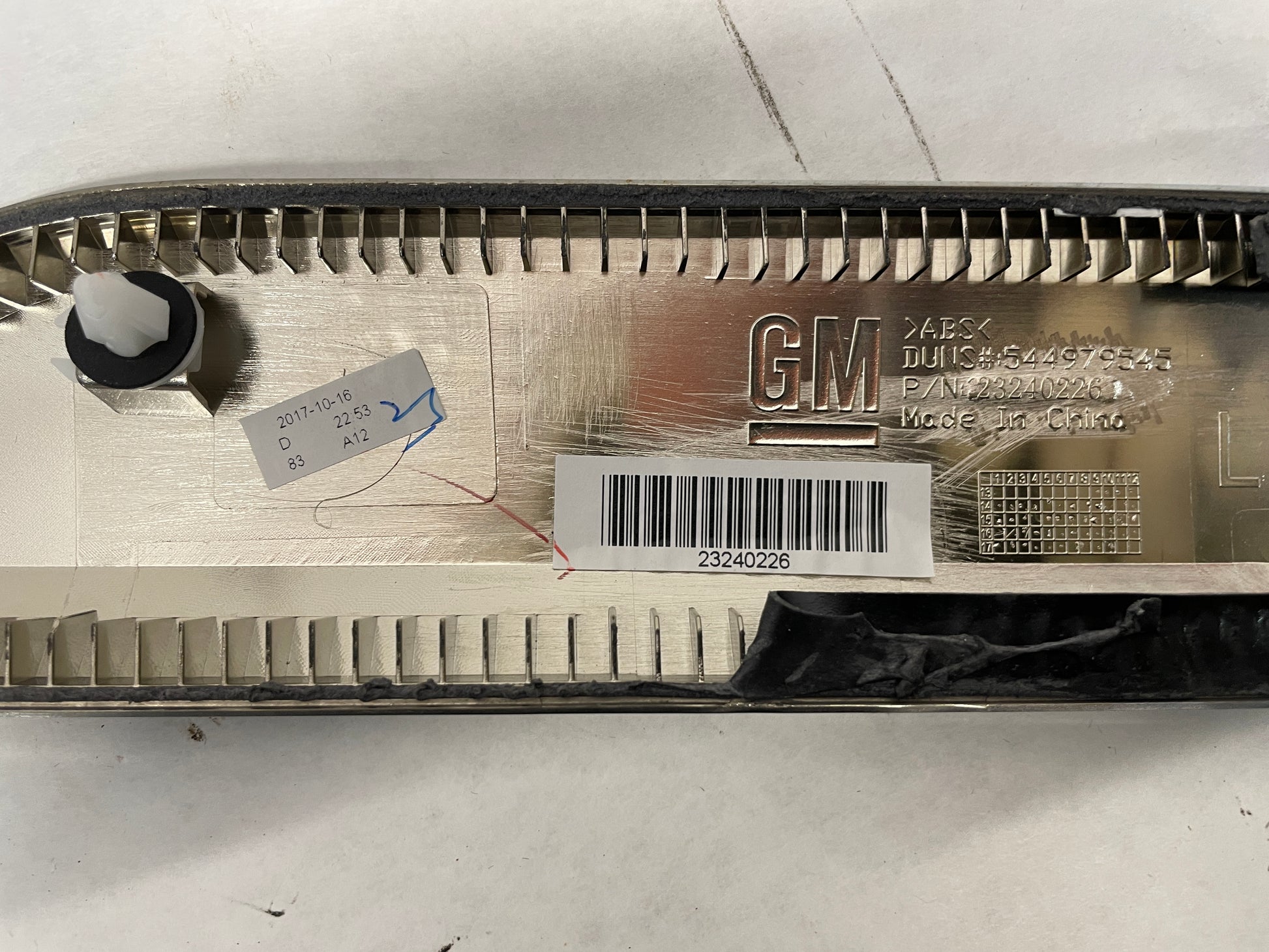 2018 Cadillac Escalade LH Driver Front Door Molding Trim OEM - Day's Parts Yard