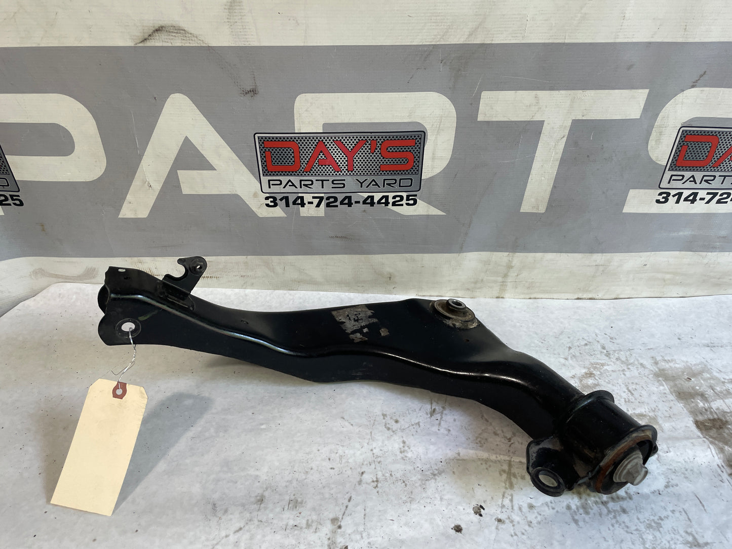 2015 Chevy Camaro SS Rear LH Driver Upper Control Arm OEM - Day's Parts Yard
