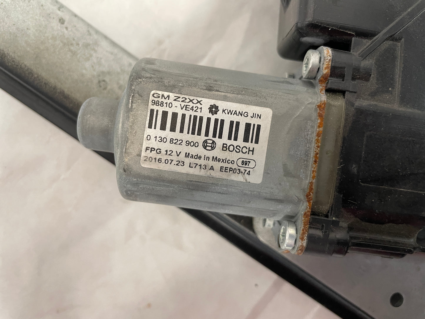 2015 Chevy SS Sedan LH Driver Front Window Regulator w/ Motor OEM - Day's Parts Yard