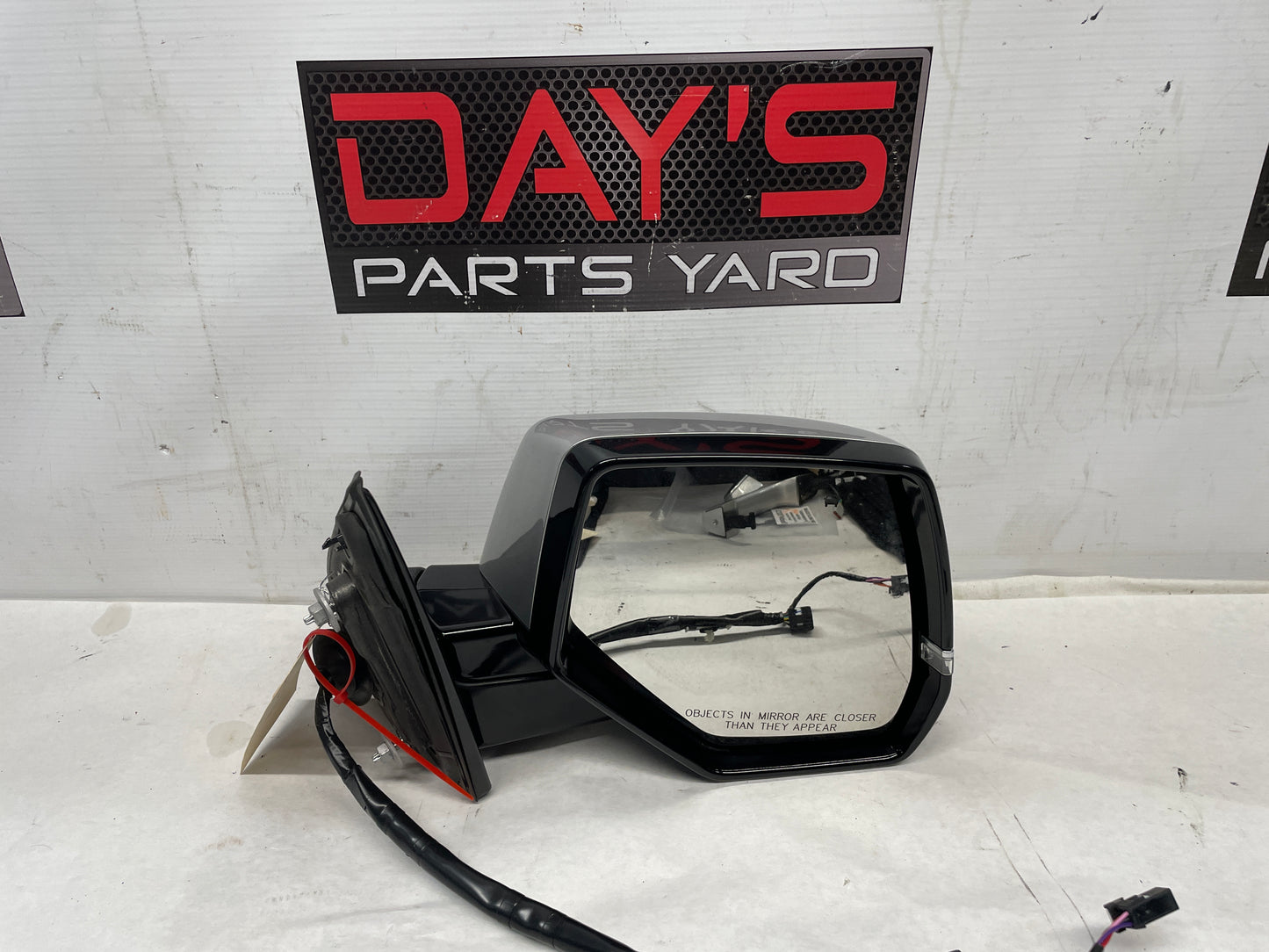 2018 Cadillac Escalade RH Passenger Power Door Mirror Blind Spot OEM - Day's Parts Yard