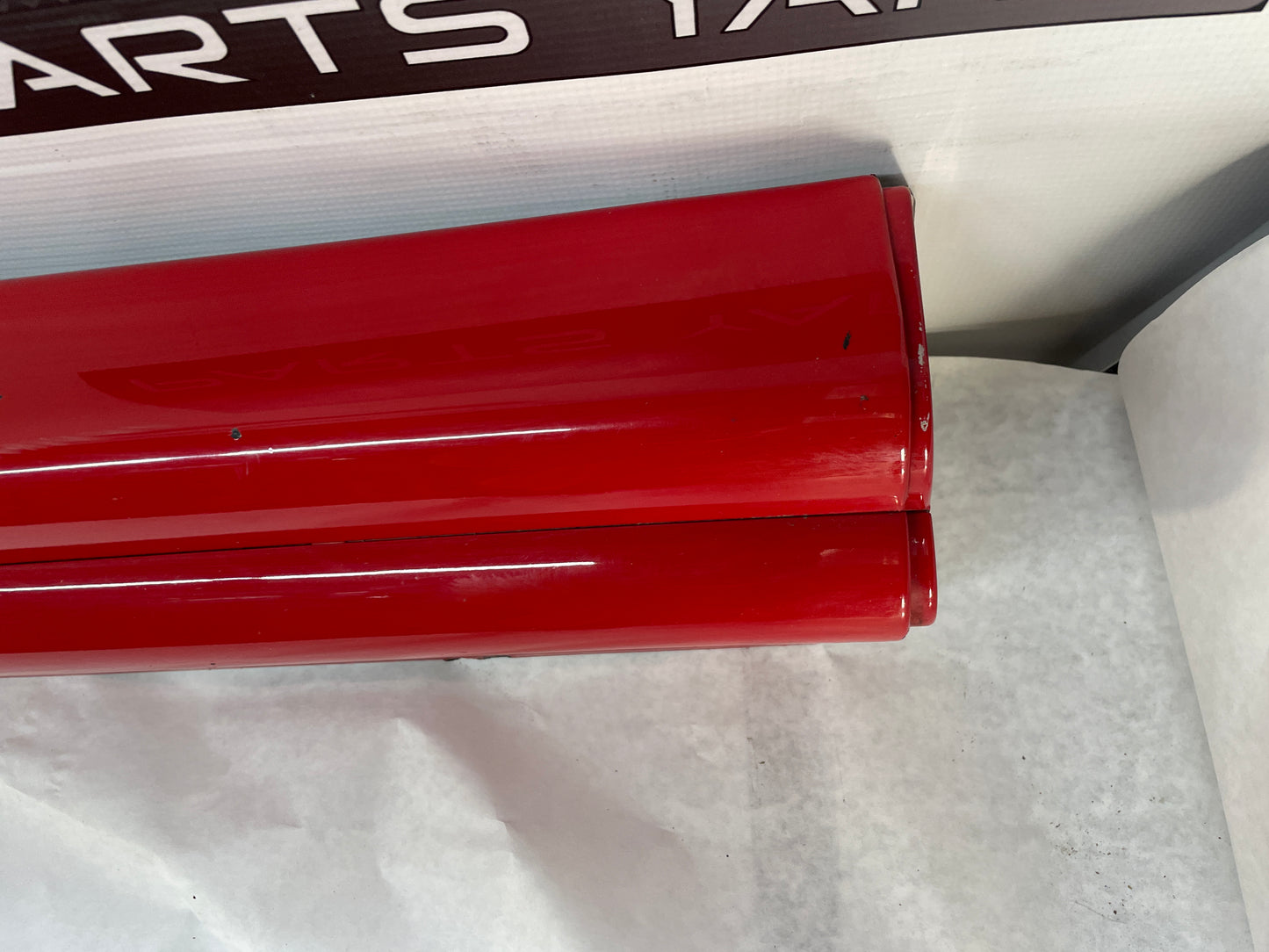 2005 Pontiac GTO LH Driver Rocker Molding Side Skirt Trim Panel OEM - Day's Parts Yard