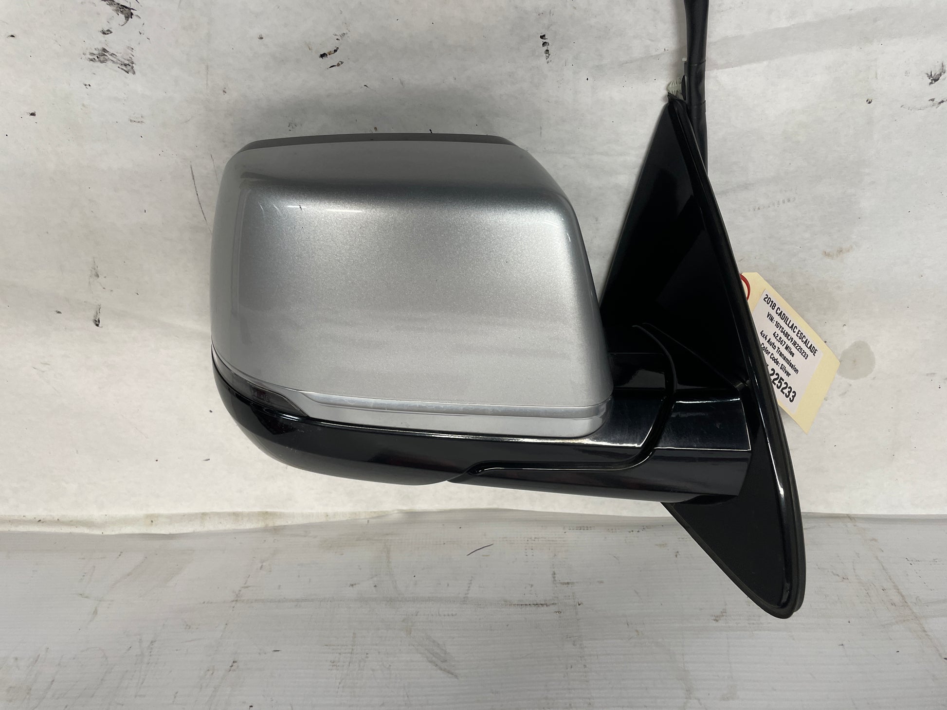 2018 Cadillac Escalade RH Passenger Power Door Mirror Blind Spot OEM - Day's Parts Yard