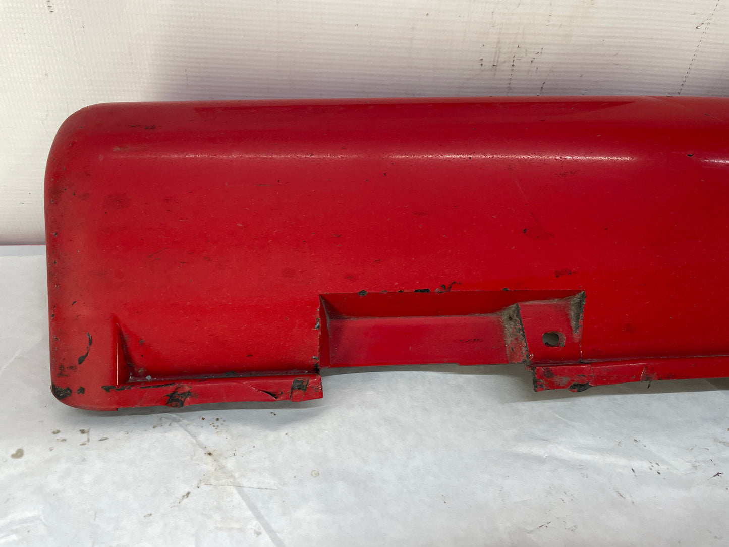 2005 Pontiac GTO LH Driver Rocker Molding Side Skirt Trim Panel OEM - Day's Parts Yard