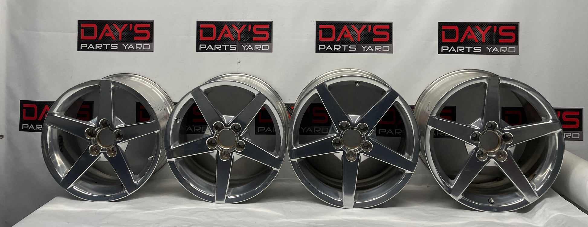 2005 Chevy C6 Corvette Factory OEM Wheels w/ Center Caps 19X8.5 19X10 - Day's Parts Yard