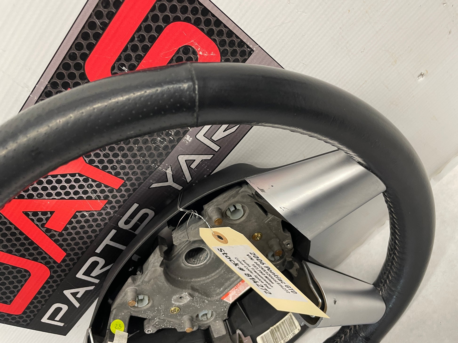 2006 Pontiac GTO Steering Wheel OEM - Day's Parts Yard