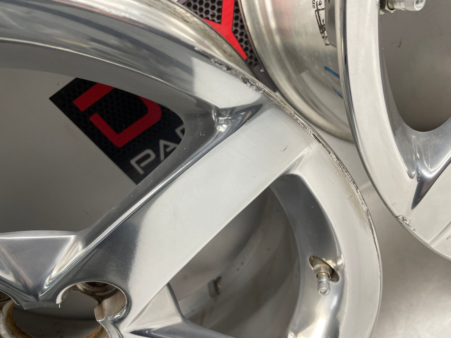 2005 Chevy C6 Corvette Factory OEM Wheels w/ Center Caps 19X8.5 19X10 - Day's Parts Yard