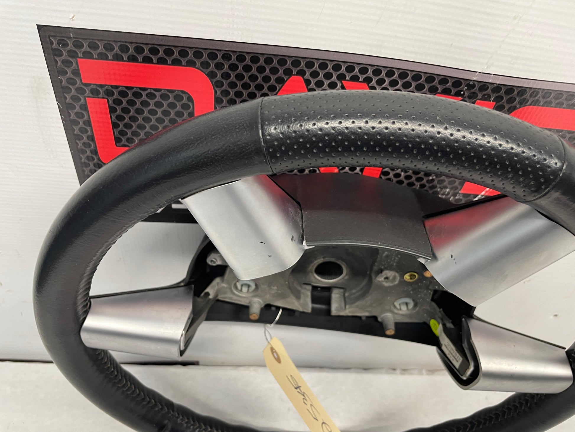2006 Pontiac GTO Steering Wheel OEM - Day's Parts Yard