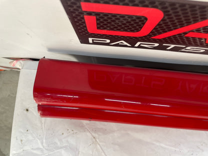 2005 Pontiac GTO RH Passenger Rocker Molding Side Skirt Panel Trim OEM - Day's Parts Yard