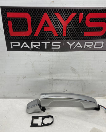 2018 Cadillac Escalade RH Passenger Front Exterior Door Handle OEM